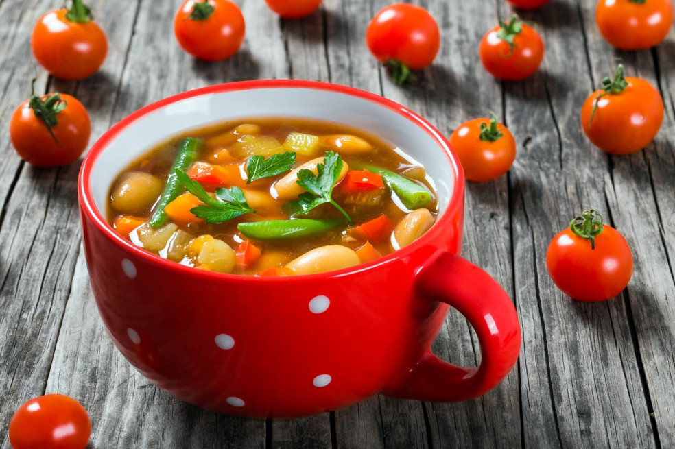 Zeleninová polievka s fazuľou
