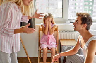 Rodičovské hádky a ich vplyv na deti – aké sú krátkodobé a dlhodobé následky?