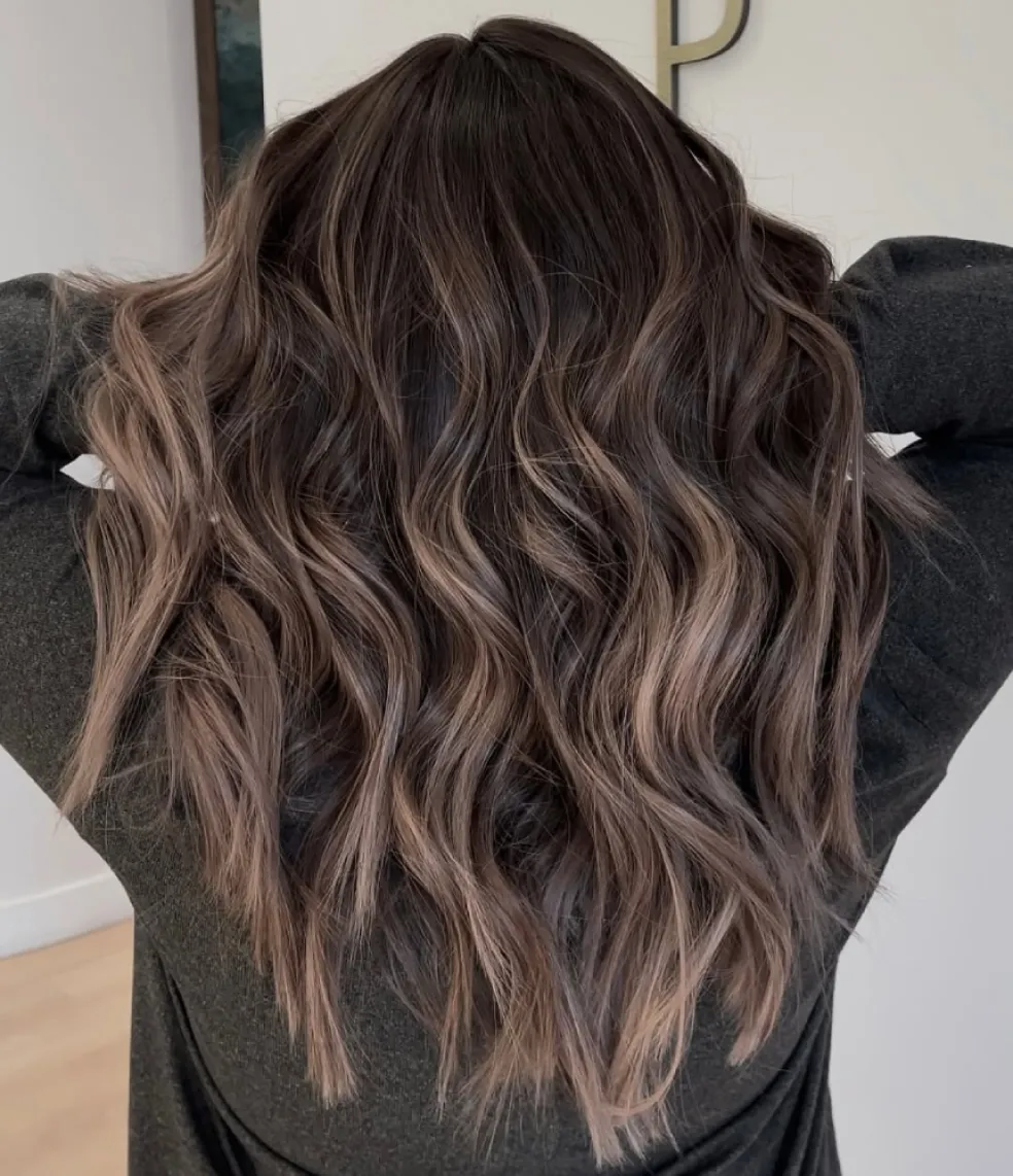 hnedá balayage