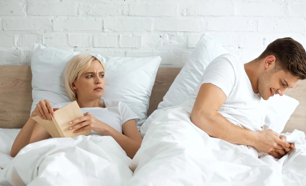 micro cheating
