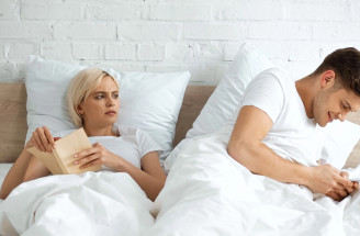 Keď malé tajomstvá znamenajú veľký problém: Čo je micro cheating?