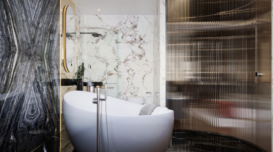 Obloženie, ktoré premení vašu kúpeľňu z utilitárneho priestoru na estetickú svätyňu
