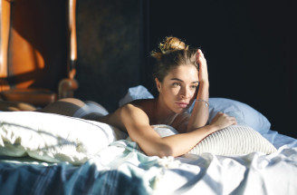 Prečo spia ženy horšie než muži? Takto konečne premôžete nespavosť!