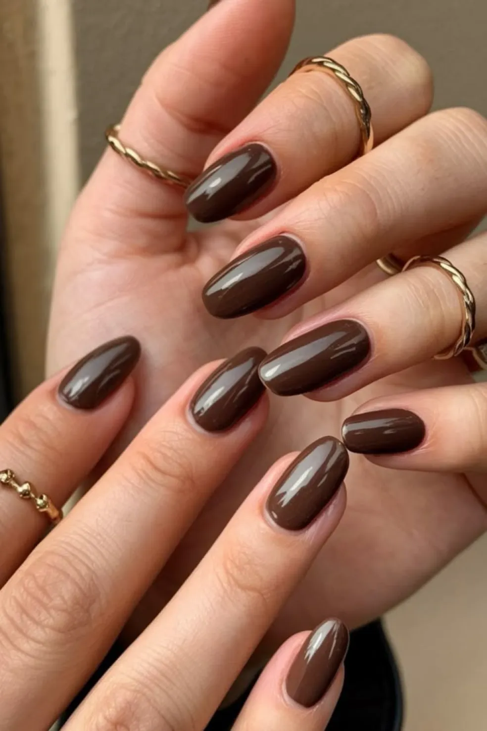 chocolate brown nechty