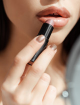 Plnšie pery bez ihly a drahých výplní? Takto docieliš WOW efekt za minútu