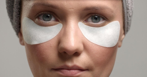 Prečo vyzerajú oči unavene aj keď máte dosť spánku