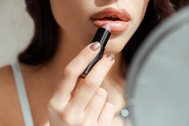 Plnšie pery bez ihly a drahých výplní? Takto docieliš WOW efekt za minútu