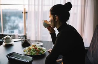 Čo je mindful eating? 5 návykov, ktoré môžu zmeniť spôsob, akým jete