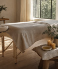 Domácí masáže jako rituál: Jak proměnit ložnici nebo koupelnu v malé wellness