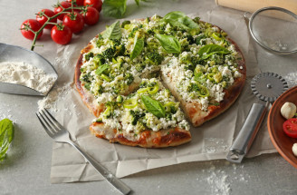 High Protein Pizza: Recept na proteínovú pizzu, ktorá zasýti a skvele chutí